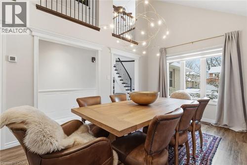 1219 Hammond Street, Burlington, ON - Indoor Photo Showing Dining Room