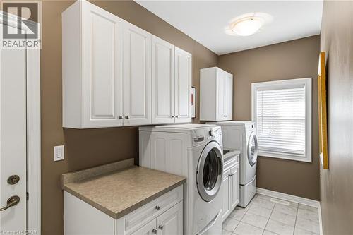 laundry room main floor - 643 King Street, Niagara-On-The-Lake, ON - Indoor Photo Showing Laundry Room