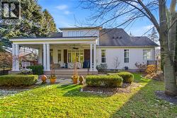 Back gardens with walk outs - 