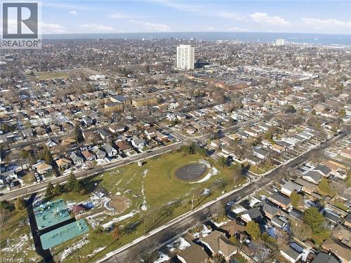 28 Kathleen Court, Hamilton, ON - Outdoor With View