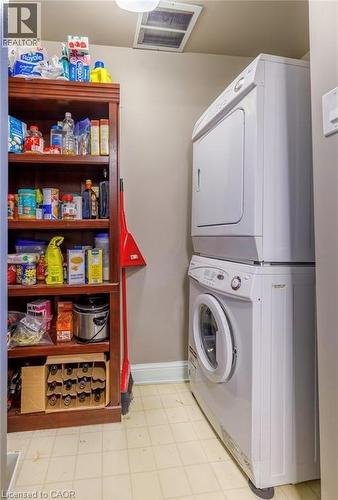430 Pearl Street Unit# 408, Burlington, ON - Indoor Photo Showing Laundry Room