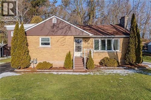 25 Charlton Crescent, Simcoe, ON - Outdoor