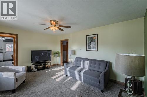 25 Charlton Crescent, Simcoe, ON - Indoor Photo Showing Living Room