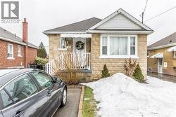 146 GLENCARRY Avenue Unit# Lower  Hamilton, ON L8K 3R8