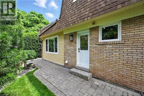 4240 Dunvegan Road, Burlington, ON - Outdoor With Exterior