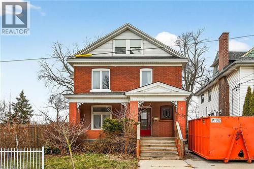 4637 ELLIS Street  Niagara Falls, ON L2E 1H8