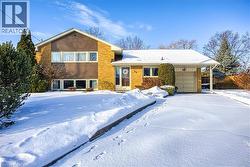 99 SWANHURST Boulevard  Mississauga, ON L5N 1B8