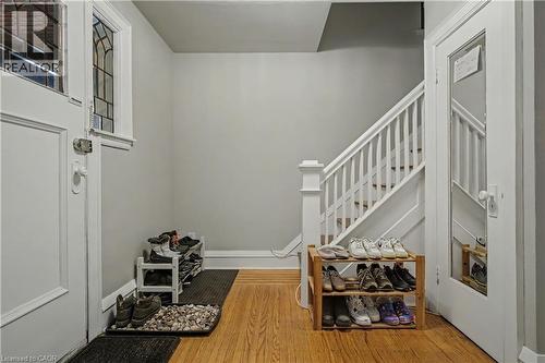 39 Haddon Avenue N, Hamilton, ON - Indoor Photo Showing Other Room