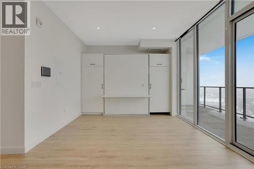 741 King Street Unit# 1809, Kitchener, ON - Indoor Photo Showing Other Room