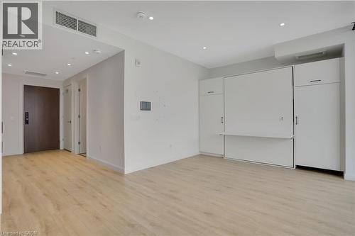 741 King Street Unit# 1809, Kitchener, ON - Indoor Photo Showing Other Room