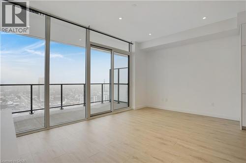 741 King Street Unit# 1809, Kitchener, ON - Indoor Photo Showing Other Room