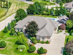 86 CANTERS Close  Kitchener, ON N2C 2R3