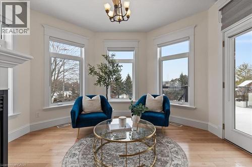 86 Canters Close, Kitchener, ON - Indoor Photo Showing Other Room