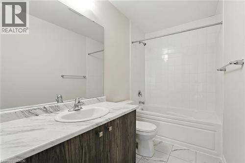 421 Barker Parkway, Thorold, ON - Indoor Photo Showing Bathroom