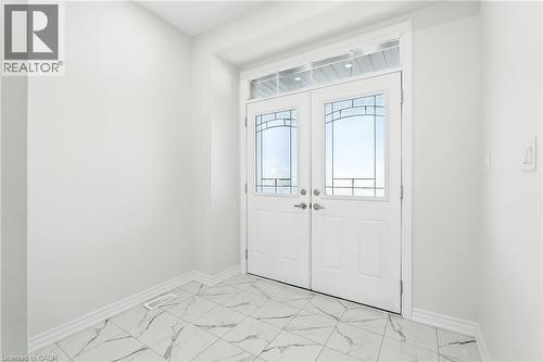 421 Barker Parkway, Thorold, ON - Indoor Photo Showing Other Room