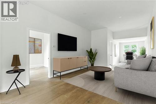 684 Beach Boulevard, Hamilton, ON - Indoor Photo Showing Living Room