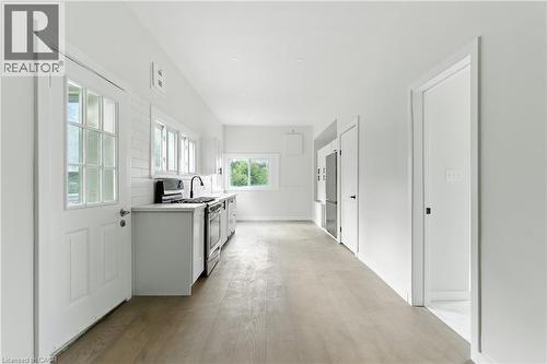 684 Beach Boulevard, Hamilton, ON - Indoor Photo Showing Other Room