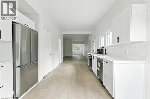 684 Beach Boulevard, Hamilton, ON - Indoor Photo Showing Kitchen