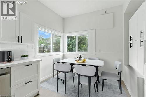684 Beach Boulevard, Hamilton, ON - Indoor Photo Showing Dining Room