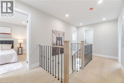 2392 Arnold Crescent, Burlington, ON - Indoor Photo Showing Other Room