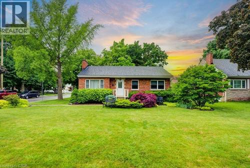 1 Bryant Court, Hamilton, ON - Outdoor