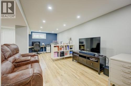 1 Bryant Court, Hamilton, ON - Indoor