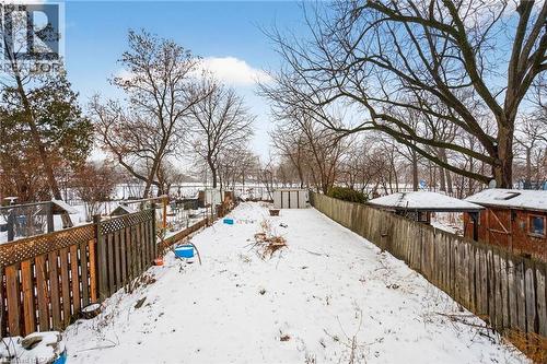 218 East 8Th Street, Hamilton, ON - Outdoor