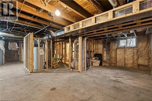 218 East 8Th Street, Hamilton, ON - Indoor Photo Showing Basement