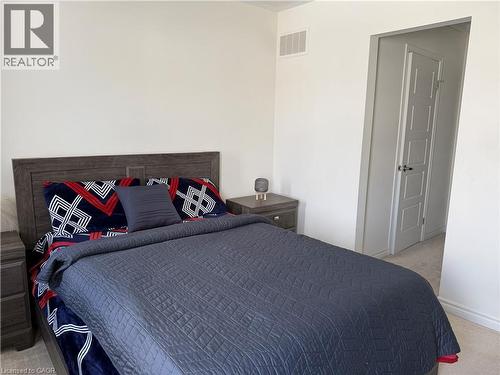 922 Apple Hill Lane, Kitchener, ON - Indoor Photo Showing Bedroom