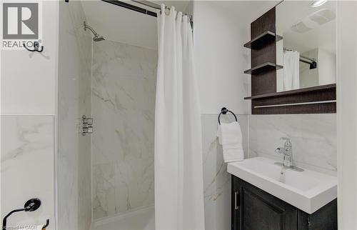 Full bathroom with vanity and a marble finish shower - 569 Stirling Avenue S, Kitchener, ON - Indoor Photo Showing Bathroom