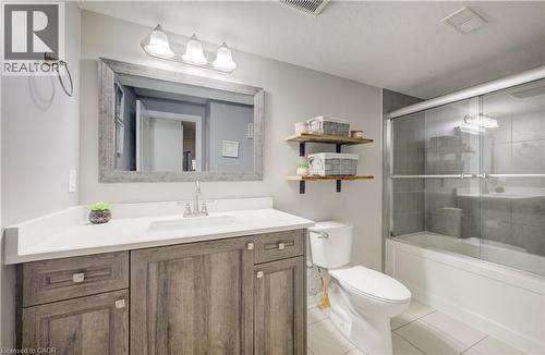 1989 Ottawa Street S Unit# 27A, Kitchener, ON - Indoor Photo Showing Bathroom