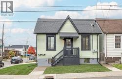 476 FERGUSON Avenue N Unit# A  Hamilton, ON L8L 4Z2