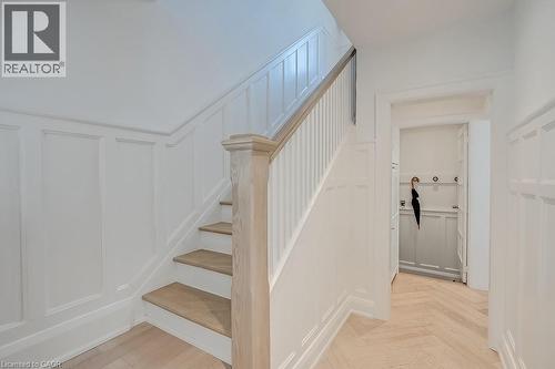 1060 Mohawk Road, Burlington, ON - Indoor Photo Showing Other Room