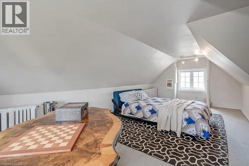 1060 Mohawk Road, Burlington, ON - Indoor Photo Showing Bedroom