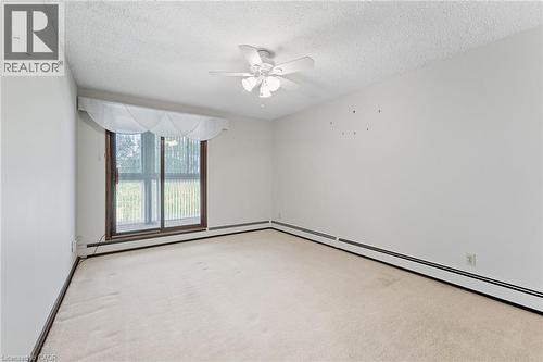 400 Champlain Boulevard Unit# 305, Cambridge, ON - Indoor Photo Showing Other Room