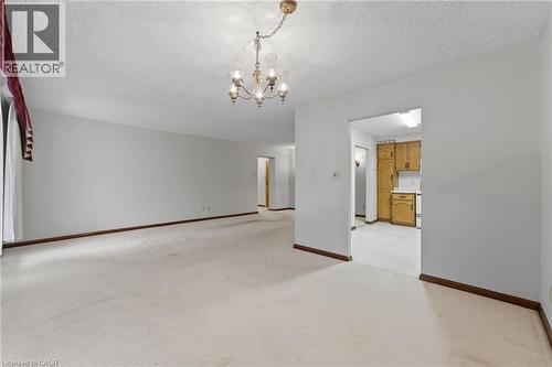 400 Champlain Boulevard Unit# 305, Cambridge, ON - Indoor Photo Showing Other Room