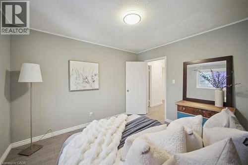 171 Paling Avenue, Hamilton, ON - Indoor Photo Showing Bedroom