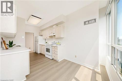 100 Millside Drive Unit# Ss01, Milton, ON - Indoor Photo Showing Kitchen