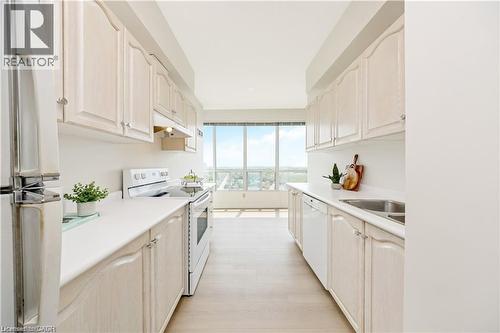 100 Millside Drive Unit# Ss01, Milton, ON - Indoor Photo Showing Kitchen With Double Sink