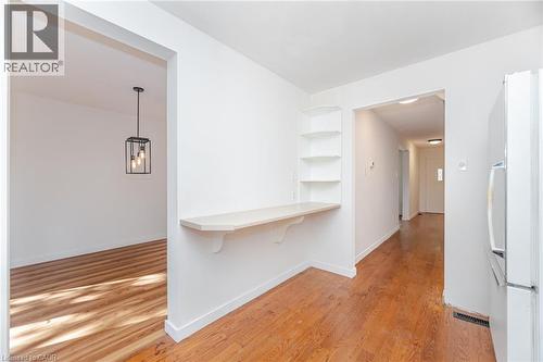 21 Horning Drive, Hamilton, ON - Indoor Photo Showing Other Room