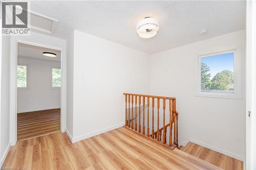 21 Horning Drive, Hamilton, ON - Indoor Photo Showing Other Room