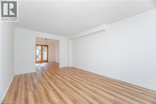 21 Horning Drive, Hamilton, ON - Indoor Photo Showing Other Room