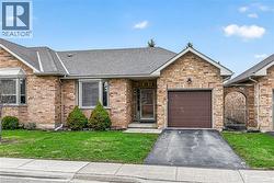 18 CRITZIA Drive  Mount Hope, ON L0R 1W0