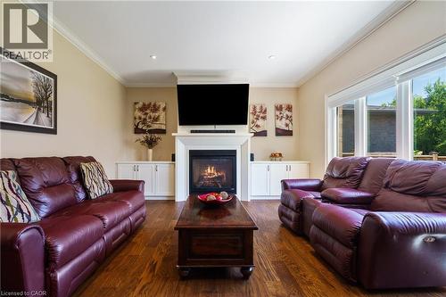 8952 Black Forest Crescent, Niagara Falls, ON - Indoor Photo Showing Living Room With Fireplace
