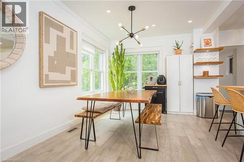 826 Beach Boulevard, Hamilton, ON - Indoor Photo Showing Dining Room