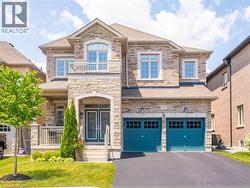 107 AVANTI Crescent  Waterdown, ON L8B 1W7