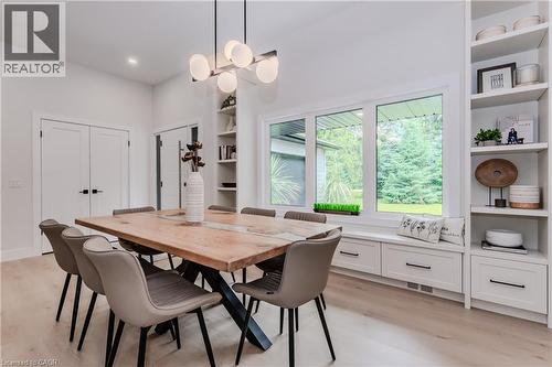 195 Riverbank Drive, Cambridge, ON - Indoor Photo Showing Dining Room