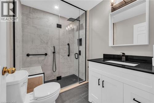 36 Macklin Street N, Hamilton, ON - Indoor Photo Showing Bathroom