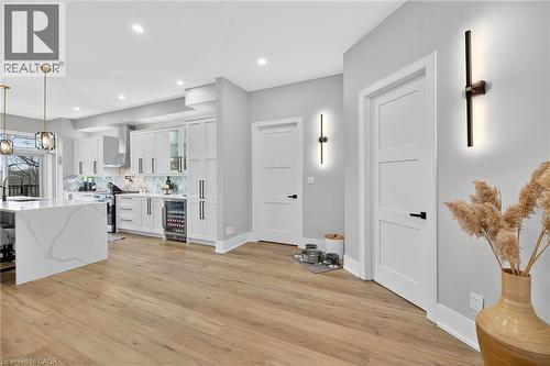 397 Caithness Street E, Caledonia, ON - Indoor