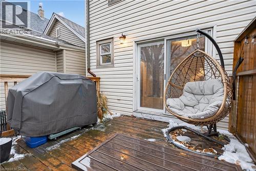 27 Mayflower Avenue, Hamilton, ON - Outdoor